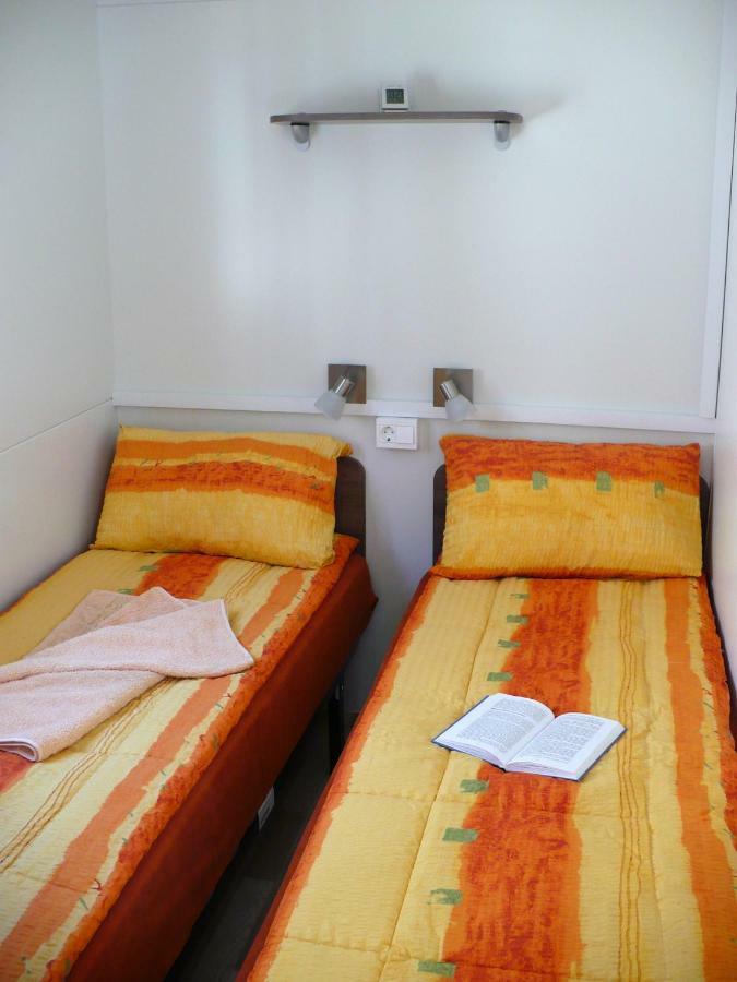 Victoria Mobilehome In Orsera Camping Resort Exteriér fotografie